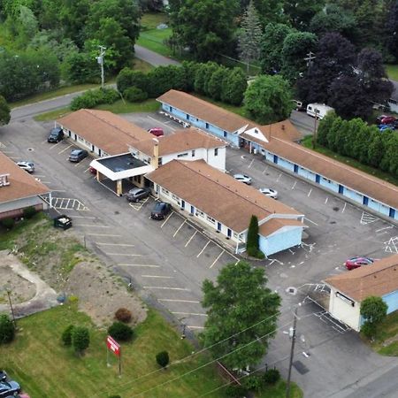 Parkway Inn Vestal Buitenkant foto